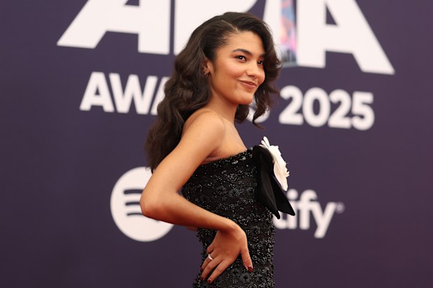 SYDNEY, AUSTRALIA - NOVEMBER 19: Olivia Dean attends the 2025 ARIA Awards at Hordern Pavilion at Hordern Pavilion on November 19, 2025 in Sydney, Australia. (Photo by Mark Metcalfe/Getty Images)
