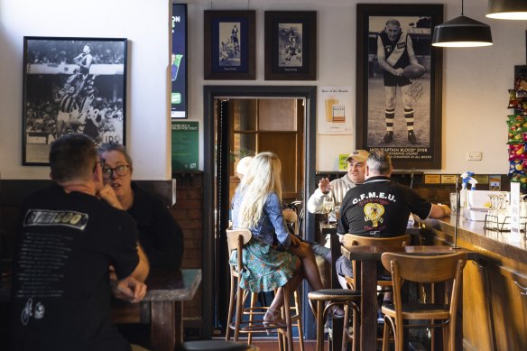 The front bar at the London Tavern is steeped in footy history.