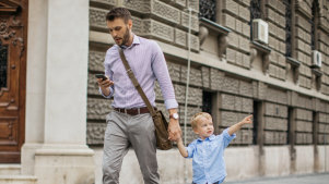 Digitally distracted dad