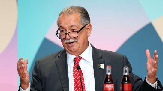 Andrew Liveris, president of the Brisbane 2032 Organising Committee, has backed the Victoria Park proposal.