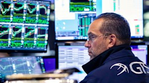 US equities sank as investors’ hope for a near-term end to hostilities in the Middle East faded.