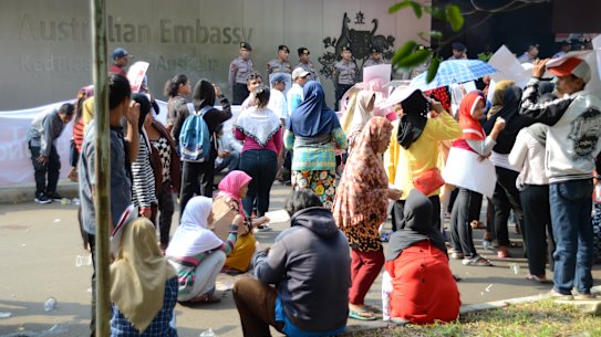 'Something to do with Palestine': Paid protesters rally against embassy move