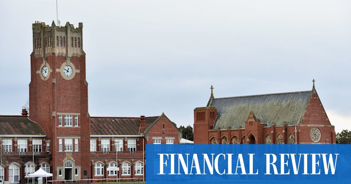 Private school fees continue to rise, but for once are below the rate of inflation - Vimarsana News