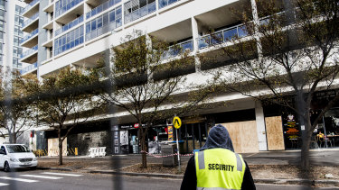 Mascot Towers Owners Want Answers