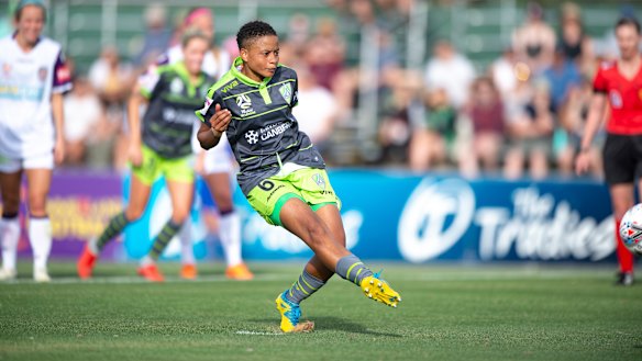 Canberra United's Refiloe Jane scoring against Perth Glory in round two.