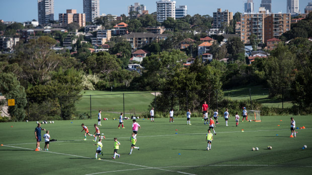 Northbridge Oval, on Sydney's north shore, is a synthetic sports ground which can be raised and lowered hydraulically to cater to both cricket and soccer.