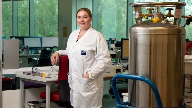 Dr Sara Couperthwaite is partnering with mining company Lava Blue to lead a project to transform kaolin clay into high-purity alumina.
