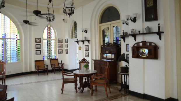 A sitting room at the Majapahit, originally served as the hotel lobby before a 1923 expansion. The period pieces have been lovingly preserved, offering glimpses of colonial life in Surabaya more than 100 years ago. 