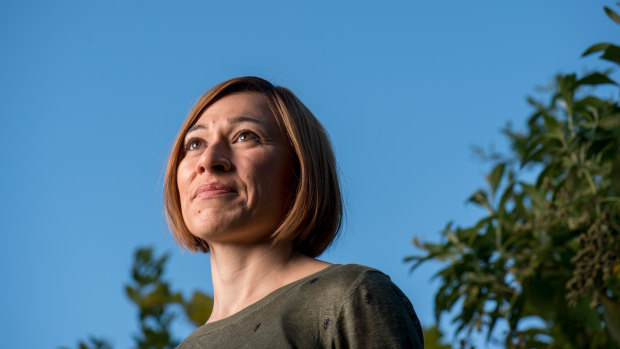Sydney Writers' Festival: Melanie Cheng's first novel, Room for a Stranger,  explores the issues of loneliness, ageing and generational and cultural  divisions.