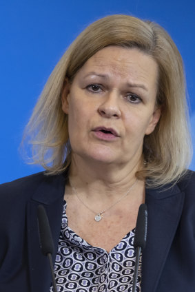 German minister Nancy Faeser wore a OneLove armband.