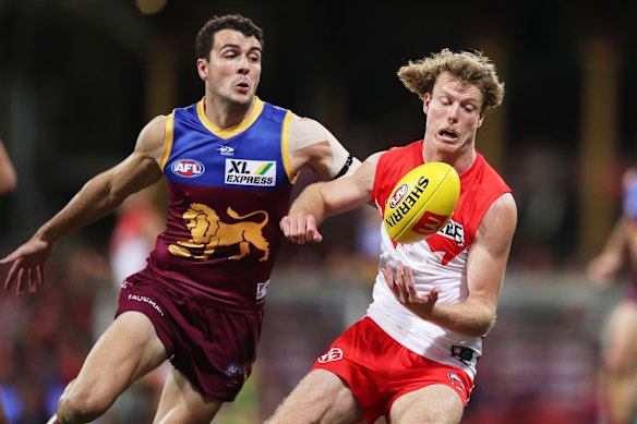 The Swans’ Nick Blakey gathers the ball against Brisbane last Sunday.