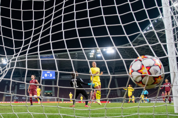 Sam Kerr scored two goals in two minutes in Switzerland.