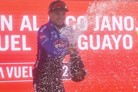 Jay Vine celebrates after winning the sixth stage of the Vuelta.