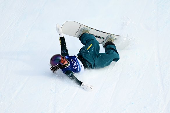 Aussie teen taken for scans after heavy fall in Olympic final