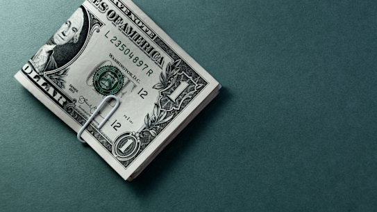 Com a queda do dólar americano, é hora de fazer uma visita?