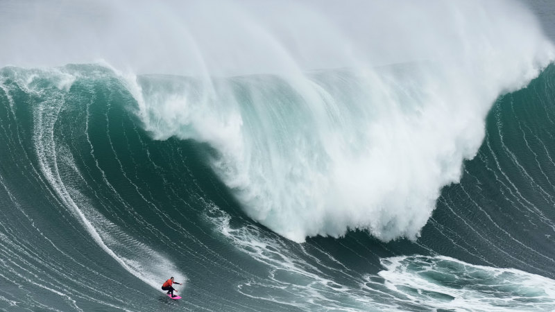 I love the ocean, even as a sinking, ginger front-rower. Even if the ocean hates me