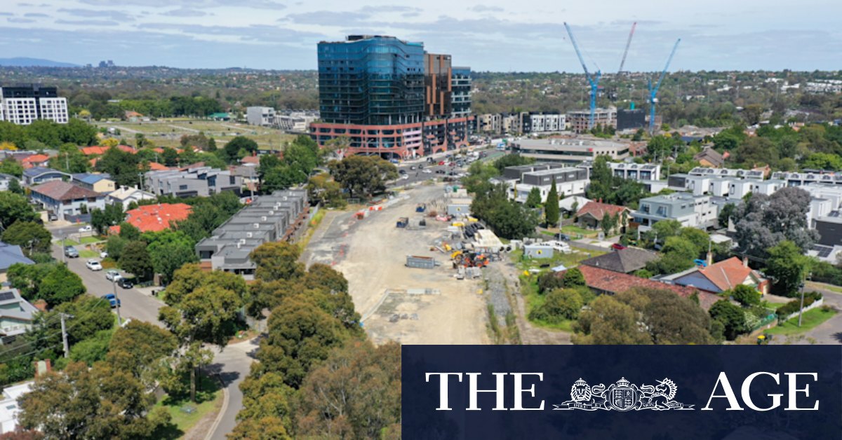 Once much-loved public space, residents say Alphington rail spur now just 'ugly storage space' - Vimarsana News