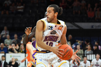 Xavier Cooks put in a superb defensive performance for the Kings against the Taipans.