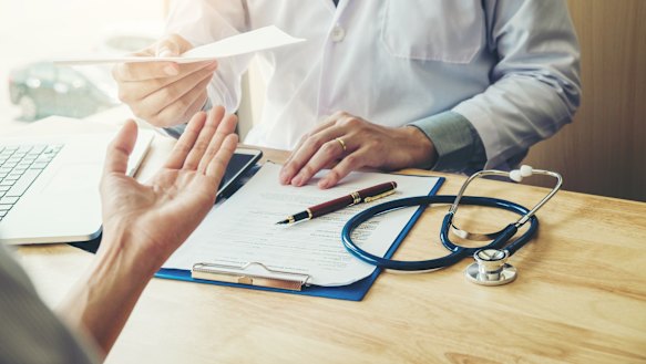 Why are patients not warned about antidepressant withdrawal?