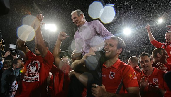 Wayne Bennett and the Dragons celebrate their drought-breaking premiership in 2010.