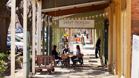 The charming village of Yackandandah.