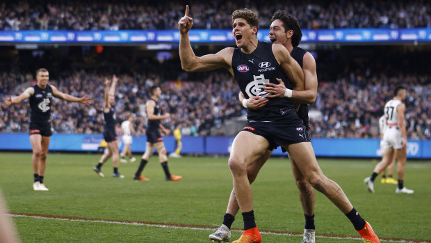 Carlton’s Charlie Curnow celebrates a goal during the Blues’ rousing third-quarter run.