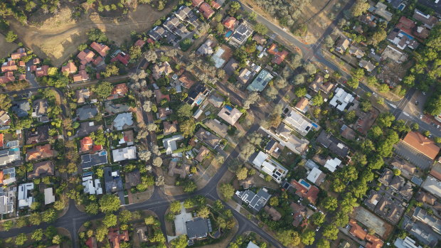 Hundreds of blocks throughout Canberra are subject to different planning rules because of the bizarre granny flat loophole. 
