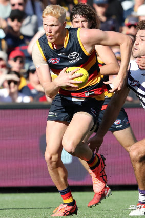 Elliott Himmelberg has struggled to cement his spot in the Crows team.