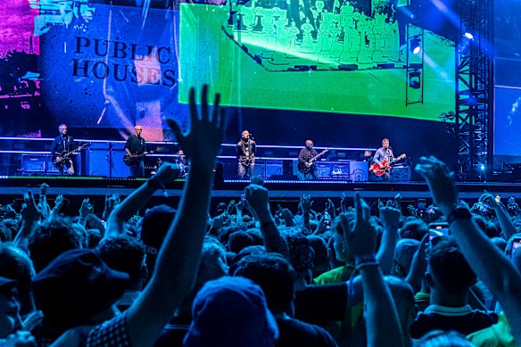Oasis returns to the stage in Wales for their first show in 16 years.