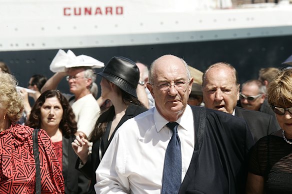 Media consigliere Trevor Kennedy.