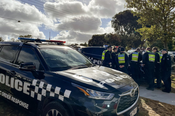 Police search for body of missing Ballarat mother Samantha Murphy in Buninyong Bushland Reserve in February.