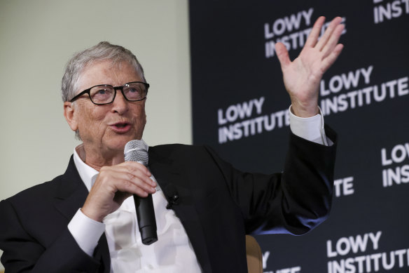 Bill Gates has snapped up a minority stake in the world’s second-largest brewer.