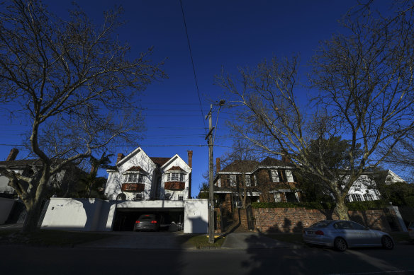 Toorak is home to Melbourne’s richest 1 per cent earners.