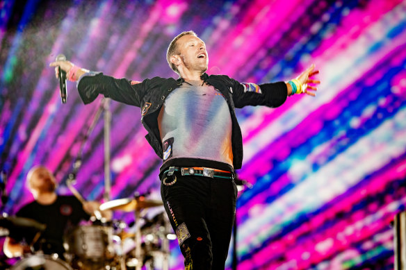 Chris Martin in the Music Of The Spheres World Tour in Buenos Aires in 2022.