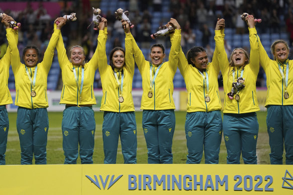 Australia celebrate their rugby sevens gold medal at the Commonwealth Games.