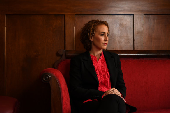 Gabrielle Williams has welcomed Daniel Andrews' move to sack Adem Somyurek. 