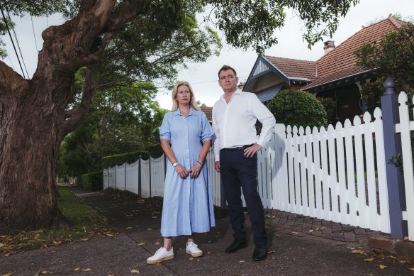 Ku-ring-gai councillor Martin Smith (pictured with fellow councillor Kim Wheatley) backs legal action against the Minns government over housing reforms. 