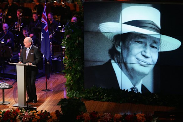 Jones as compere at the state memorial service for the Kerry Packer at the Sydney Opera House in 2006.
