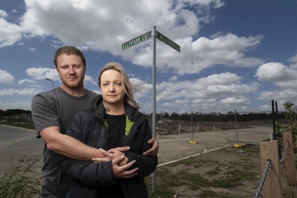 Families stung by builder collapse as Porter Davis bailout expires