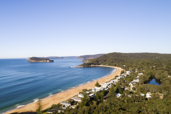 Take a ferry to sheltered Pearl Beach, an enclave for the elite on the NSW Central Coast.