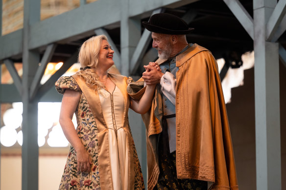 Lee Abrahmsen and Steven Gallop star in Melbourne Opera’s lesser known Wagner work, Die Meistersinger von Nürnberg.