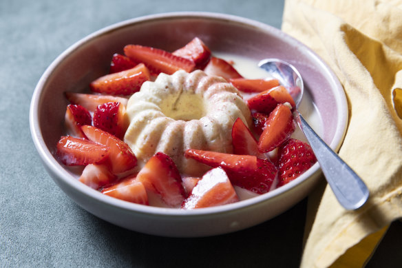 Rasmalais with strawberries.