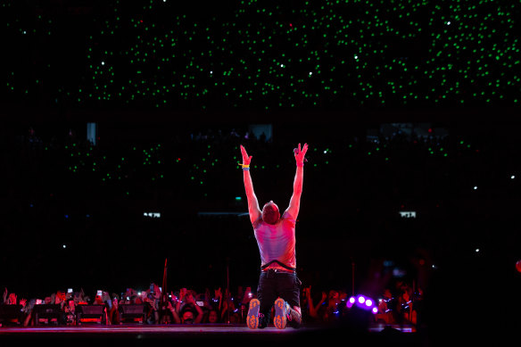 Chris Martin in the Music Of The Spheres World Tour in Buenos Aires in 2022. 