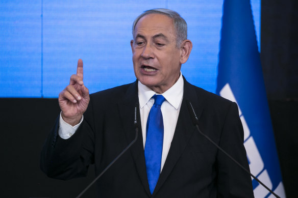 Benjamin Netanyahu says he has formed government.
