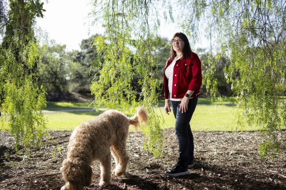 Polly Harvey with her dog Milo. The Melbourne chef was diagnosed with adult-onset asthma. 