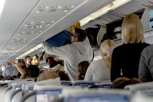 When’s your turn to get your luggage down? It’s when the rows in front of you have already exited.