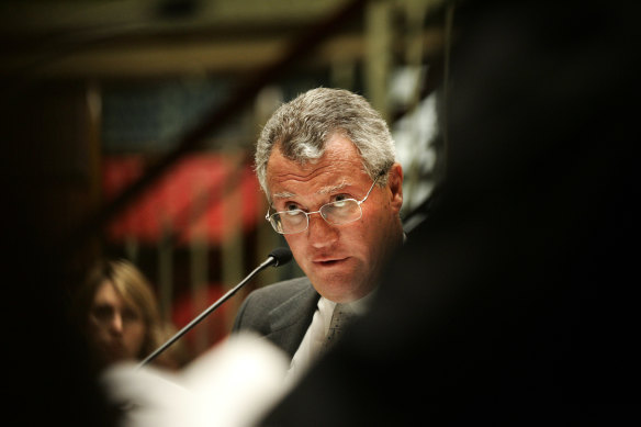 Former NSW Treasuer Michael Egan giving evidence to a state parliamentary committee examining Sydney’s cross city tunnel contract, 2005.