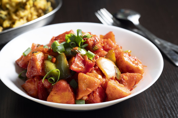 Chilli-tossed idli is one of the Indo-Chinese dishes on the menu.