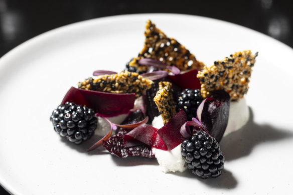 Beetroot with goat’s curd and blackberry.