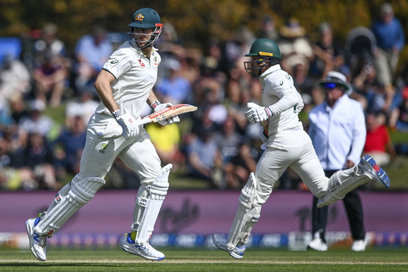 Mitch Marsh and Alex Carey batting together in Christchurch.